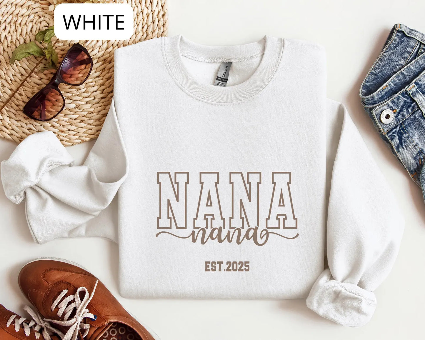 Custom Nana Sweatshirt – Personalized Grandma Crewneck, Nana Gift, New Grandma Gift, Pregnancy Reveal Gift, Cozy Nana Sweater