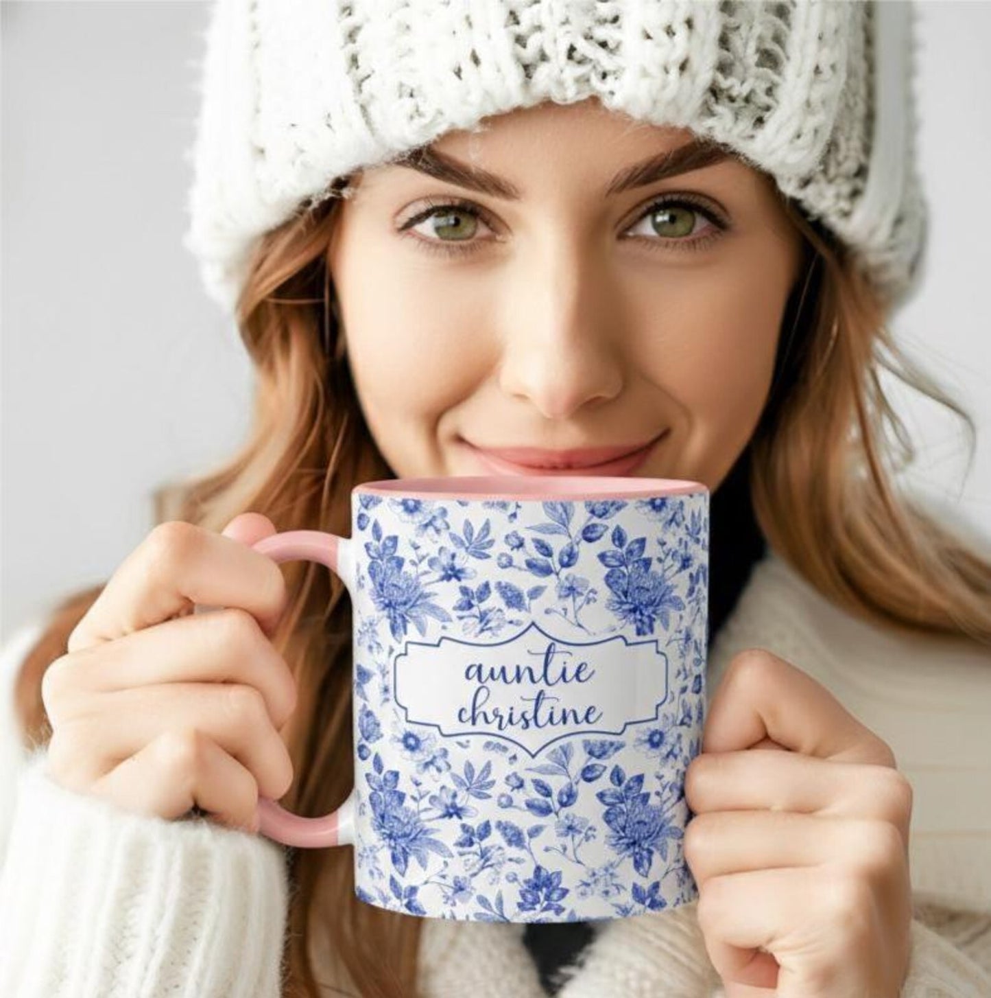 Personalized Auntie Mug – Custom Name Floral Coffee Cup, Pregnancy Reveal Gift for New Aunt