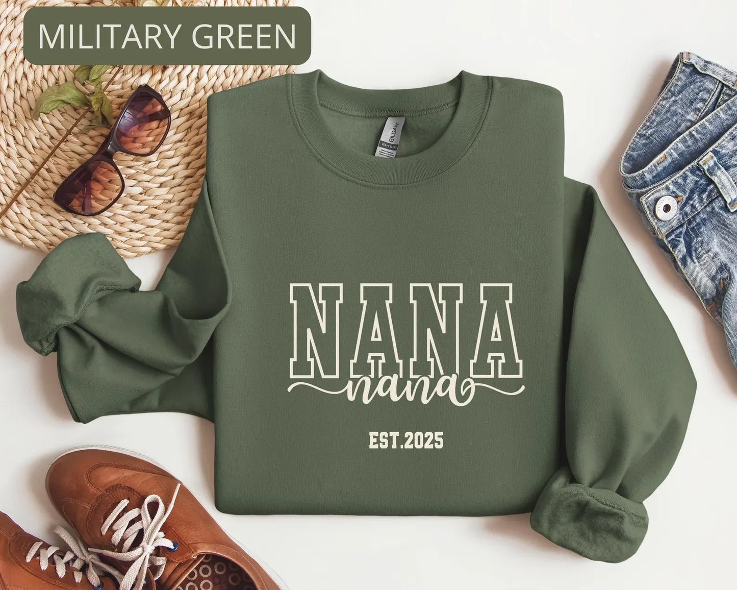 Custom Nana Sweatshirt – Personalized Grandma Crewneck, Nana Gift, New Grandma Gift, Pregnancy Reveal Gift, Cozy Nana Sweater