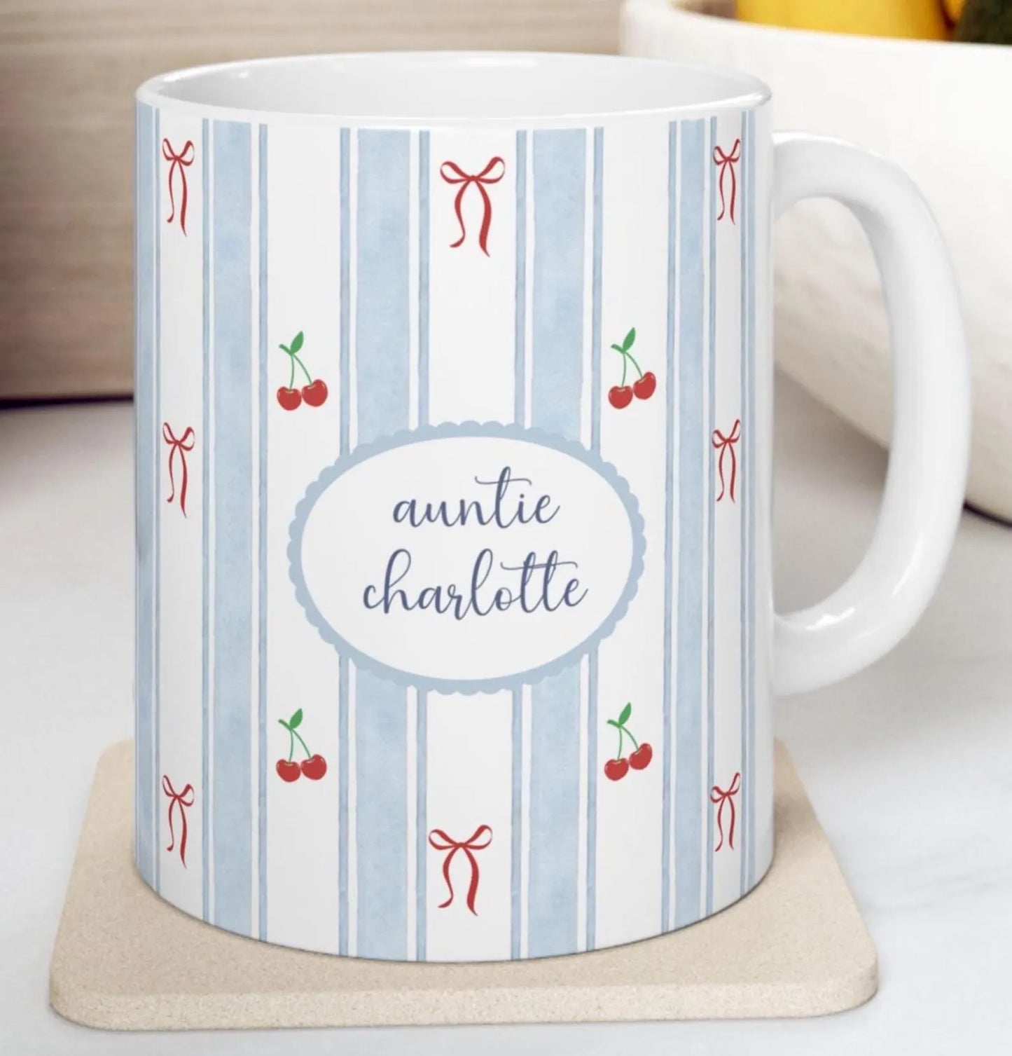 Personalized Auntie Mug with Name – Cherry Bow Coffee Cup, Pregnancy Reveal Gift for New Aunt